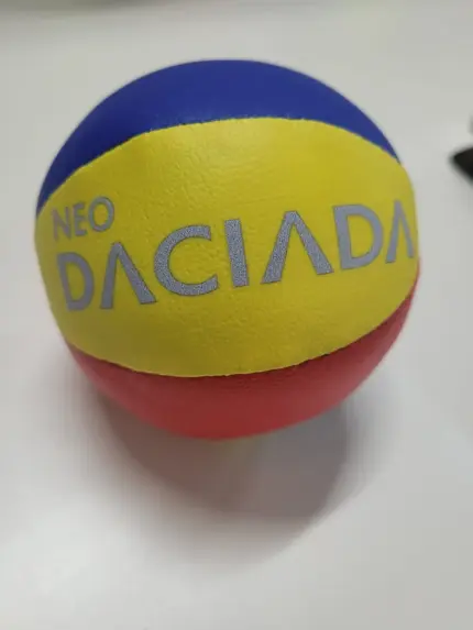 Oină-Ball