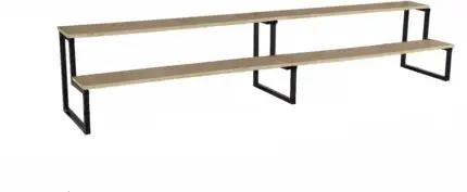 Tribüne mit Holzsitzen